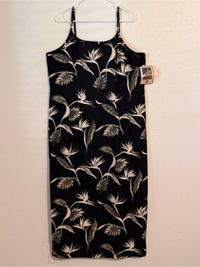 Hilo Hattie Womens Size 20 Black Floral Hawaiian Dress w/ Spaghetti Straps NWT
